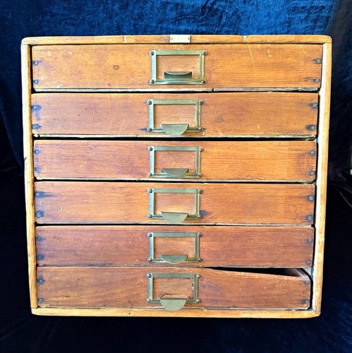 Vintage wooden drawer chest - 6,